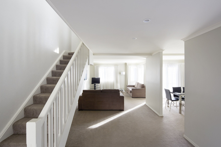 Others 5, Pinnacle Apartments, Canberra