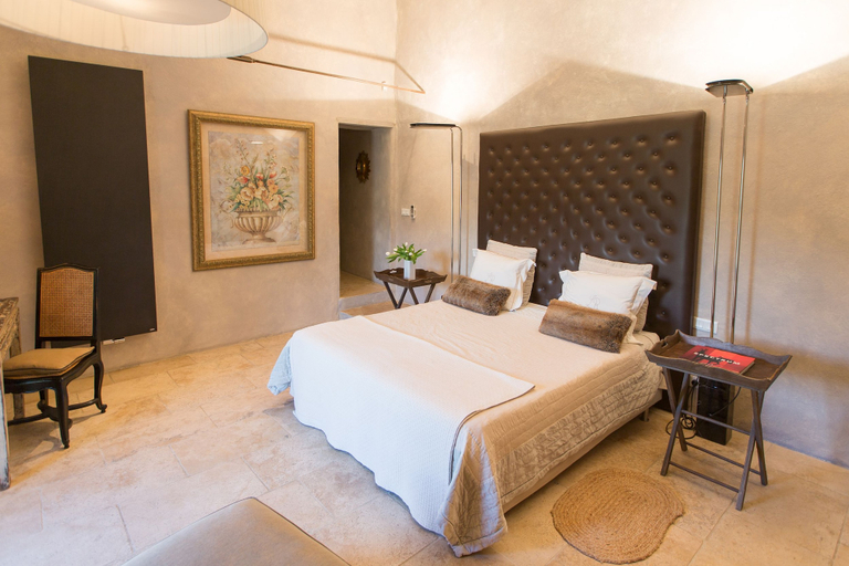Bedroom 5, Domaine Les Roullets, Vaucluse