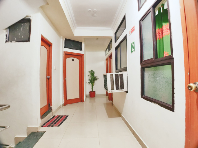 Others 5, Hotel 4 Seasons, Bhopal