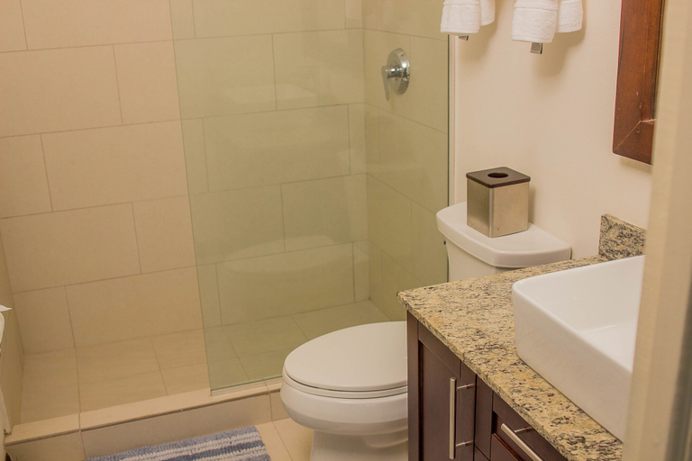 Bathroom, Baypoint Dunns River