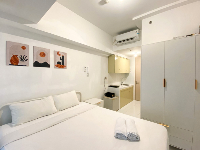 Homey and Enjoy Living Studio Tokyo Riverside PIK 2 Apartment By Travelio, Tangerang
