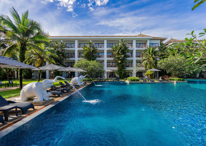 Sport & Beauty 2, Naithonburi Beach Resort, Phuket Island