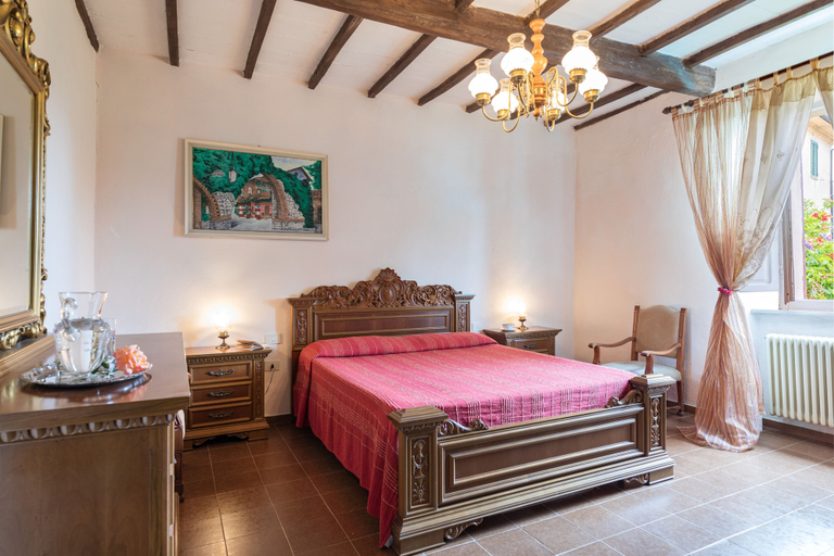 Bedroom 2, La Pergola, Siena
