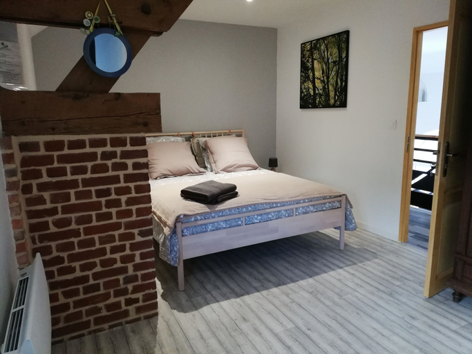 Bedroom 4, La Grange du Bosquet, Nord
