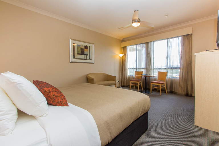 Bedroom 2, Discovery Resorts - McCracken Country Club, Victor Harbor