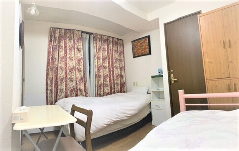 Bedroom 2, Tokyo Kakan, Minato