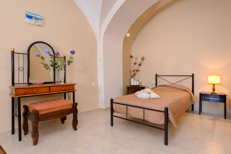 Bedroom 3, Suite Mantilaria, South Aegean
