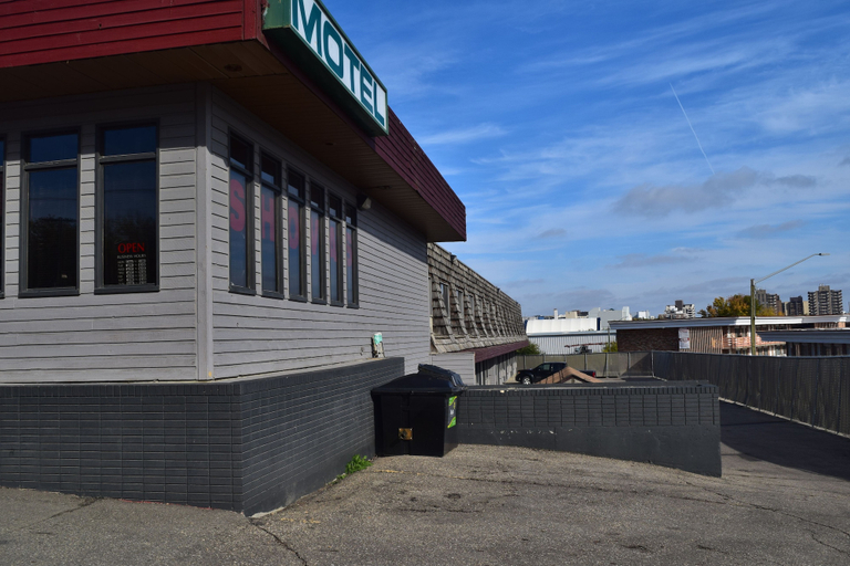 Exterior & Views 2, Venture Inn Hotel, Division No. 11