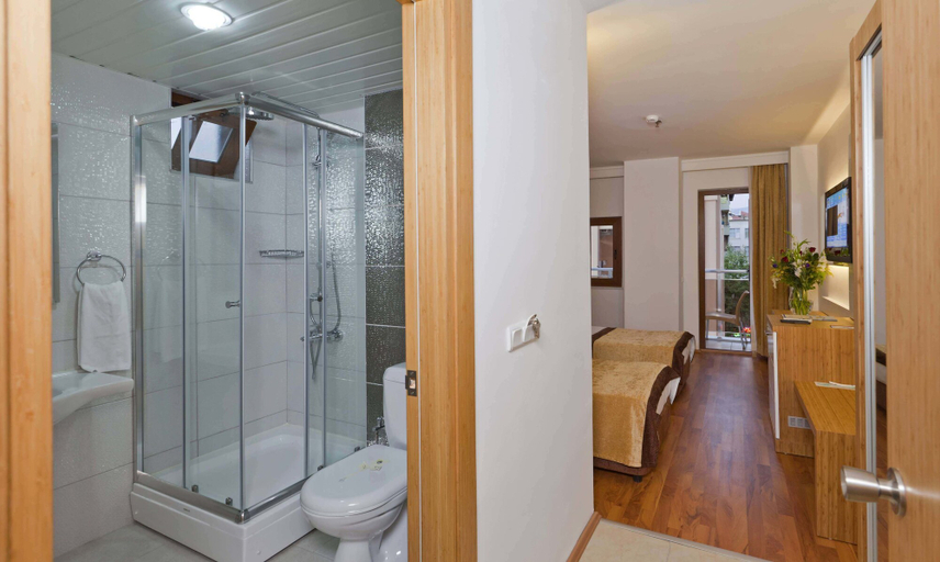 Bathroom 4, Eftalia Aytur Hotel, Alanya