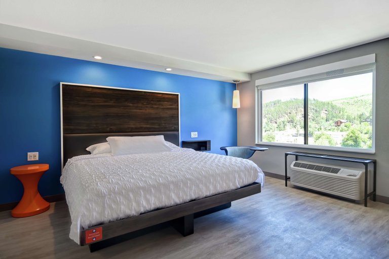 Bedroom 3, Tru by Hilton Deadwood, SD, Lawrence