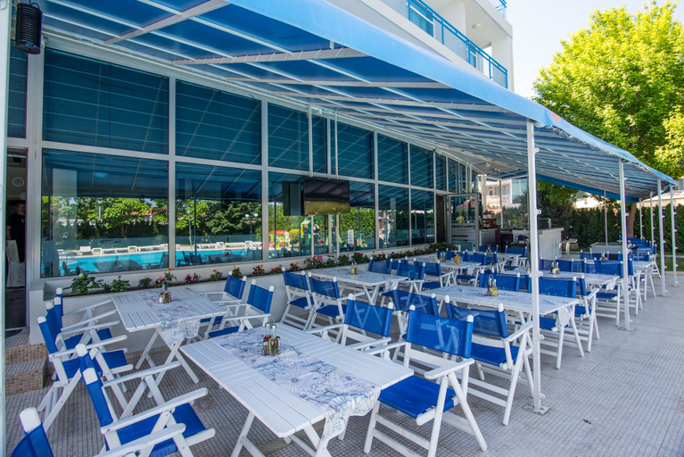 Food & Drinks 5, Regatta Palace Hotel, Nesebar