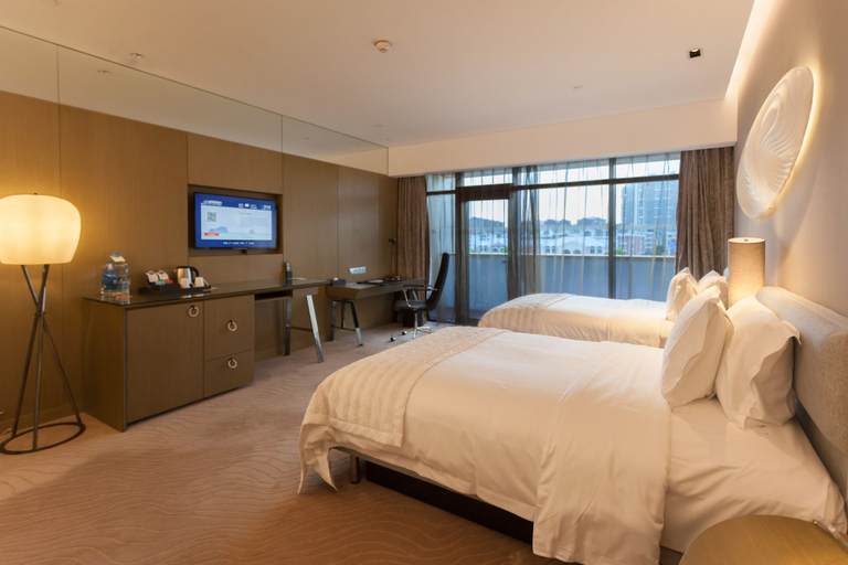Bedroom 3, Le Méridien Qingdao West Coast, Qingdao