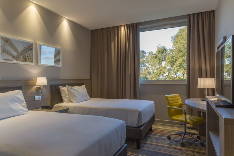 Bedroom 5, Hampton by Hilton Rome East, Rome