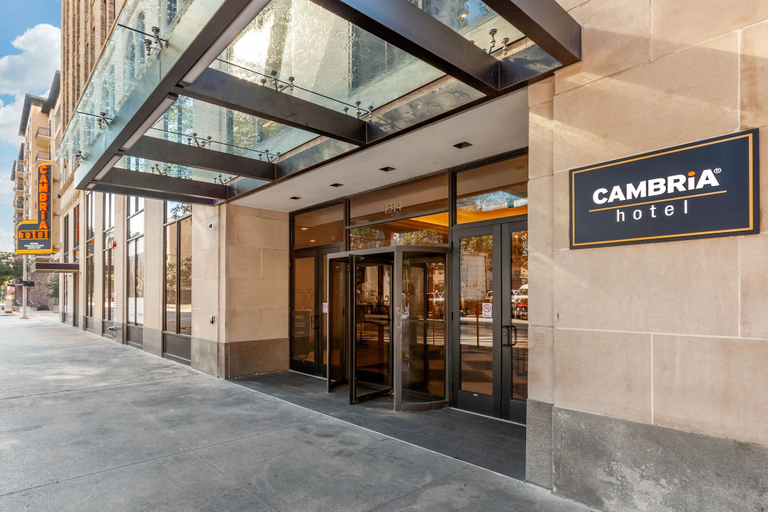 Exterior & Views 2, Cambria Hotel Houston Downtown Convention Center, Houston