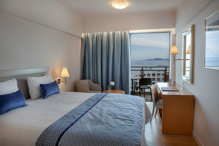 Bedroom 3, Chios Chandris Hotel, North Aegean