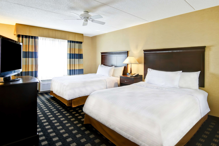 Bedroom 3, Homewood Suites by Hilton Toronto Airport Corporate Centre, Toronto