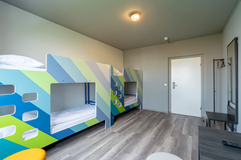 Bedroom 4, a&o Berlin Kolumbus, Berlin