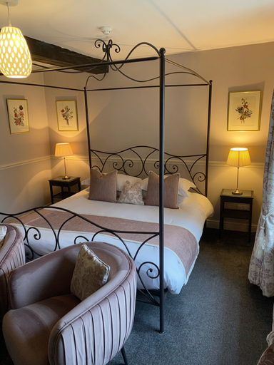 Bedroom 2, The Wensleydale Hotel, North Yorkshire