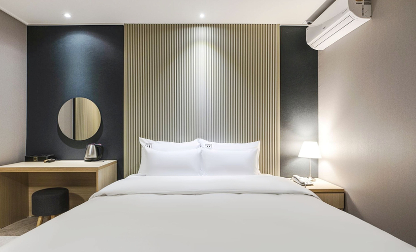 Bedroom 2, JJ Hotel, Seongnam