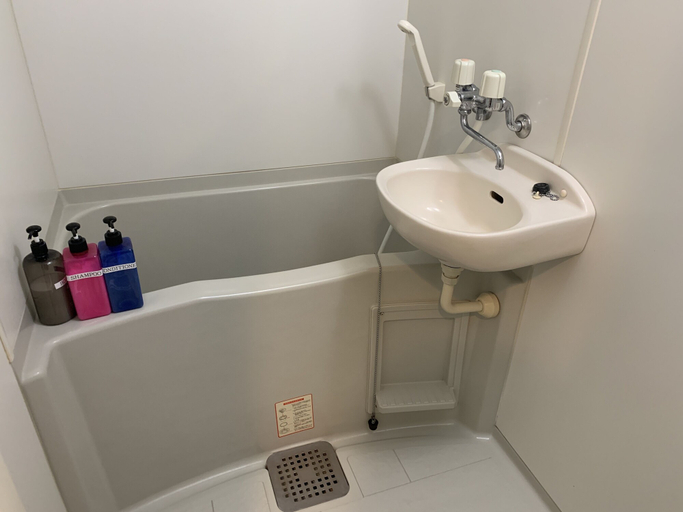 Bathroom 3, AO-Dazaifu, Chikushino