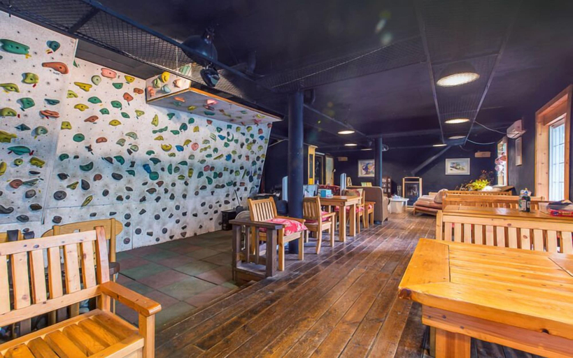 Food & Drinks 4, Caddis Pension, Yangyang