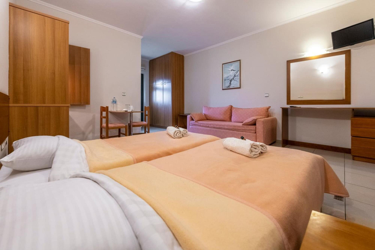 Bedroom 4, J Studios, Attica