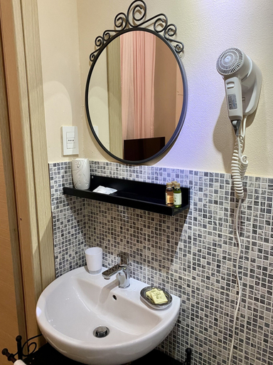 Bathroom 5, Villa Catelli B&B, Lucca