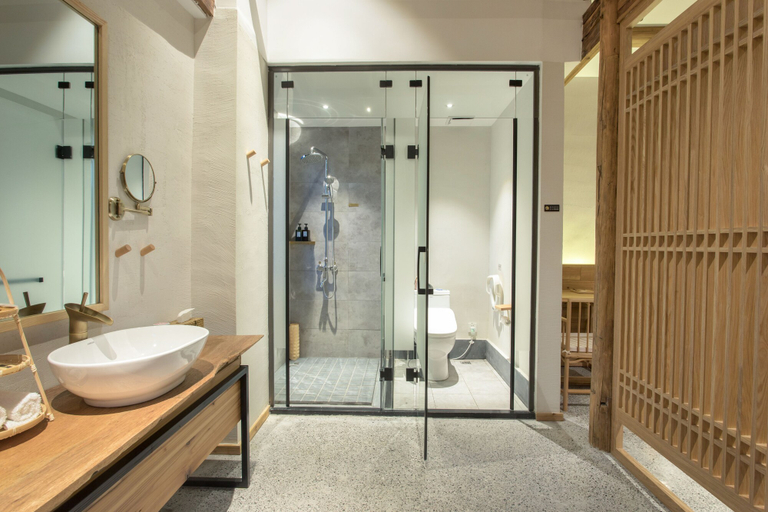 Bathroom 5, Old Street Moye Inn, Huangshan