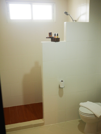 Bathroom 4, The Phufa Waree Chiangrai Resort, Muang Chiang Rai