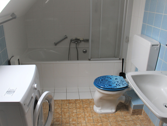 Bathroom 3, Ferienwohnungen Oberkülheim, Rheinisch-Bergischer Kreis
