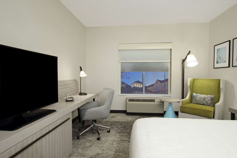Bedroom 3, Hilton Garden Inn Columbus-University Area, Franklin