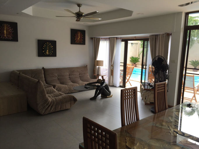 Others 4, Tres Belle Maison Piscine Privée, Pattaya