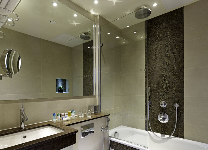 Bathroom 4, Blakemore Hyde Park, London