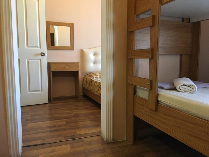 Bedroom 5, Second Home Hostel, Fatih