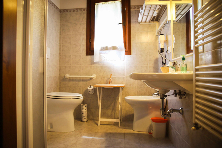 Bathroom 4, Agriturismo Bio Il Quarto, Grosseto
