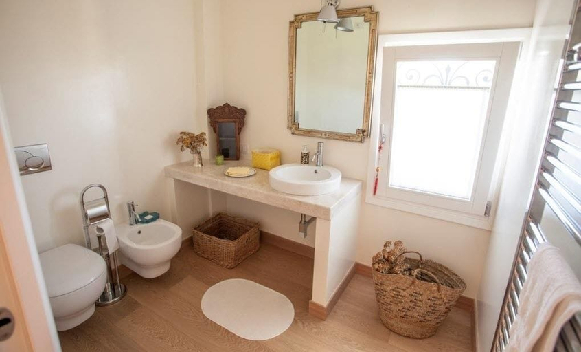 Bathroom 4, Villa Golfo di Marinella, Olbia-Tempio