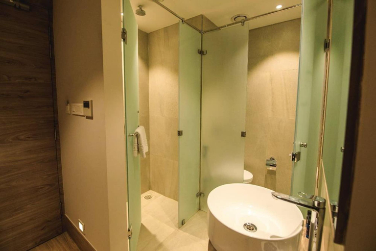Bathroom 5, Resort Rio, North Goa