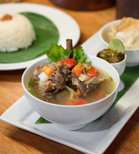 Food & Drinks 16