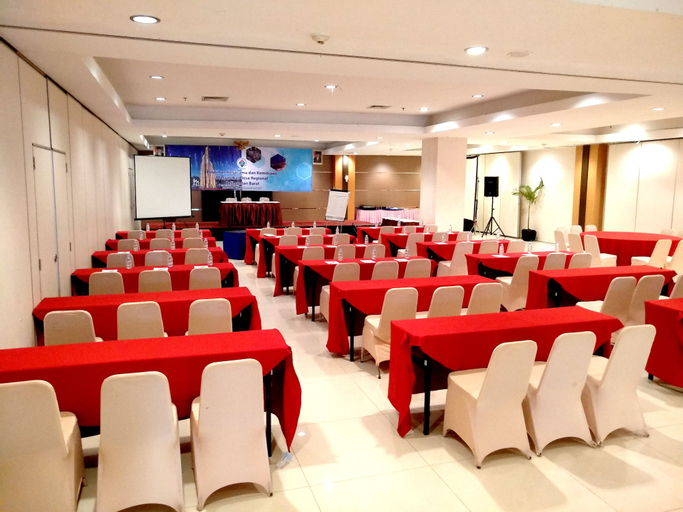 Business Facilities 4, Transera Hotel Pontianak, Pontianak