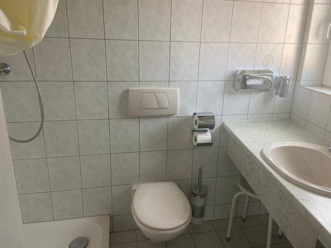 Bathroom 5, Harzhotel Warnstedter Krug, Harz
