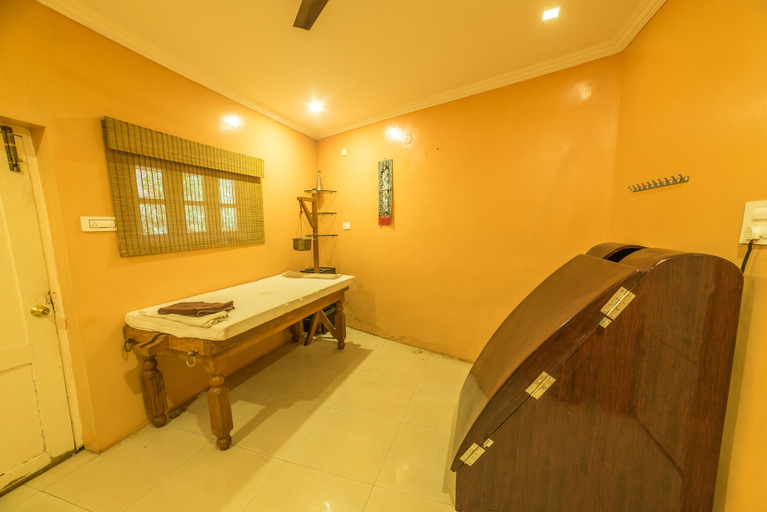 Bathroom 3, Vijayshree Resort, Hampi, Bellary