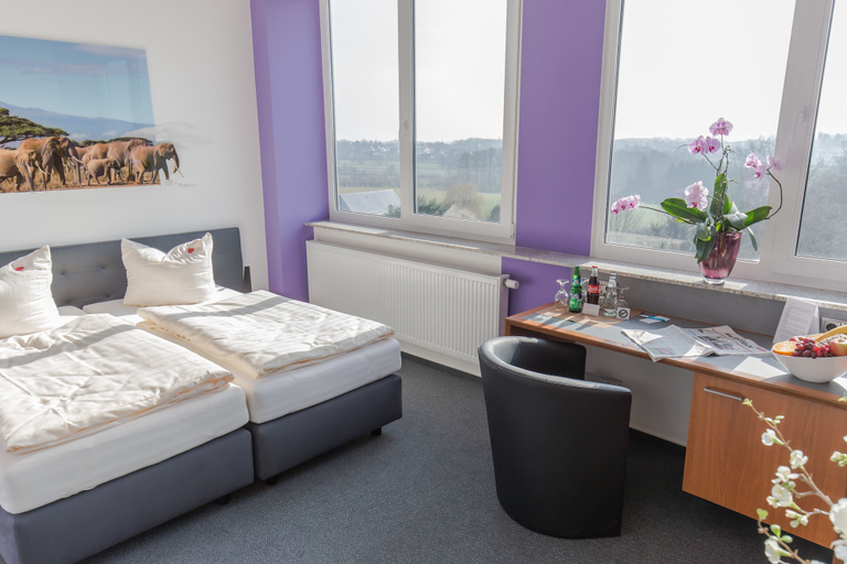 Bedroom 5, Hotel Weitblick, Bielefeld