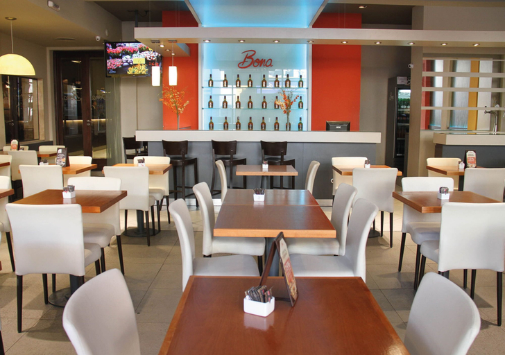 Food & Drinks 5, Hotel Carlos V, Capital