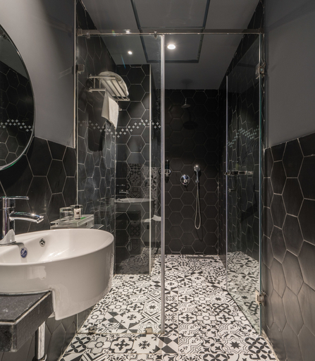 Bathroom 4, Hotel B Plus L, Hyderabad