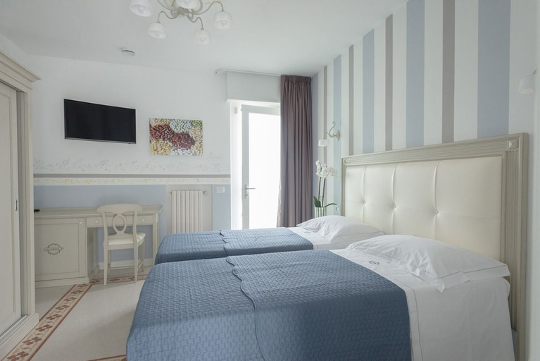 Bedroom 3, Gruppo Luxe Domus, Pavia