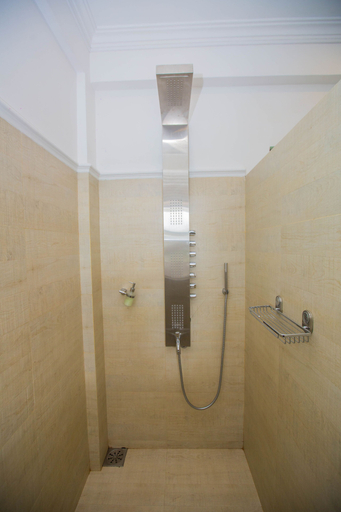 Bathroom 5, Sea World Boutique Hotel, Weligama