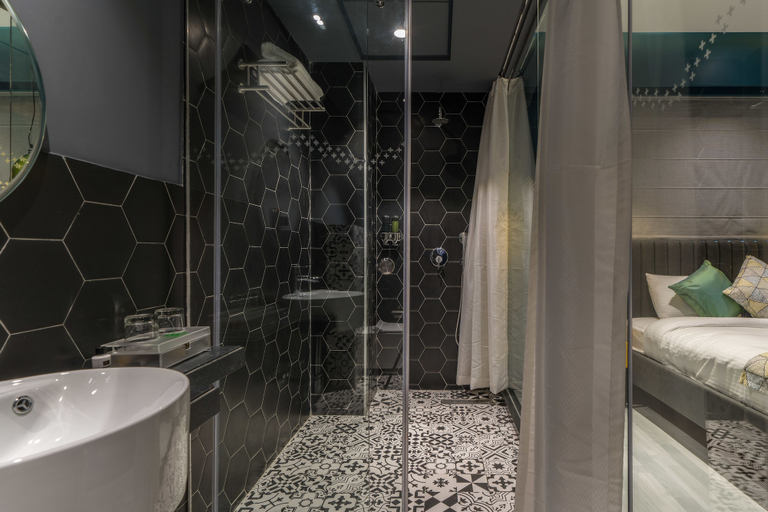Bathroom 4, Hotel B Plus L, Hyderabad