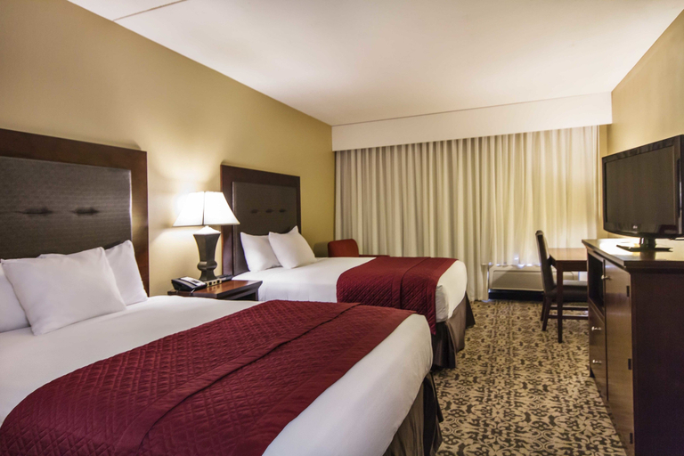 Bedroom 3, Grand Oaks Hotel, Taney