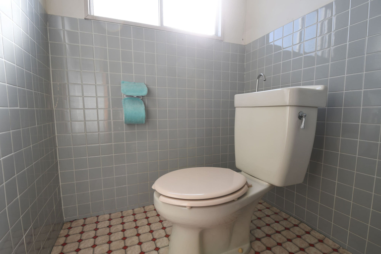 Bathroom 5, Onsen Yado Hamayu Nagi - Hostel, Beppu