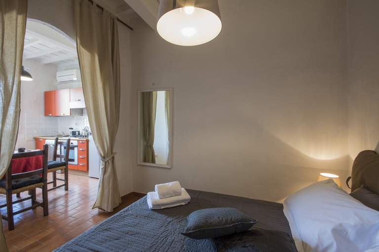 Bedroom 2, Porcellana, Florence